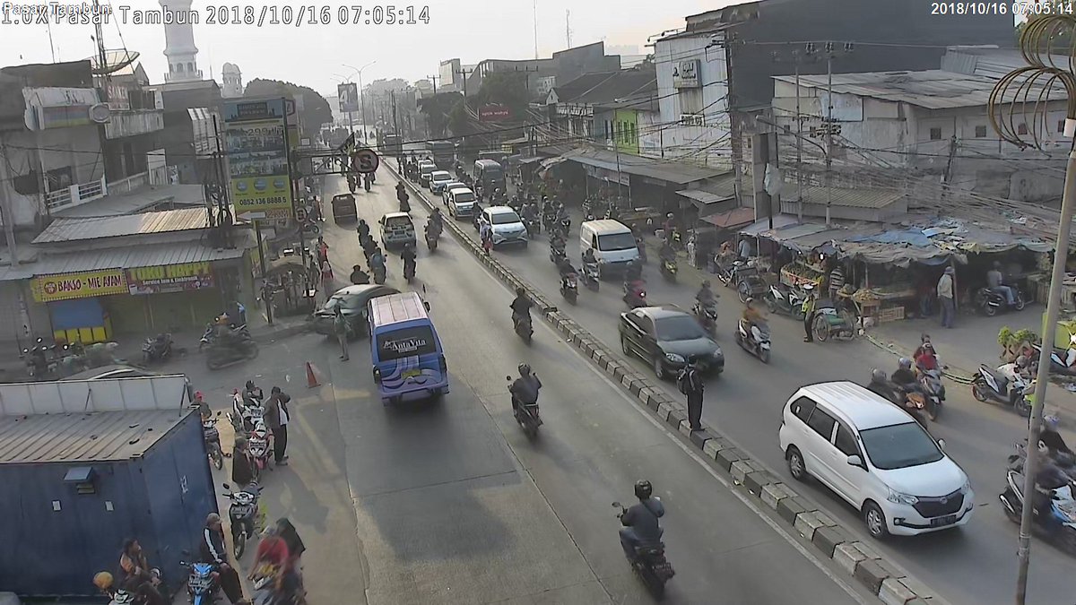 atcskabbekasi's tweet photo. 07.06 wib lalin underpass tambun menuju Bekasi maupun cbtg terpantau ramlan saat ini  @DitlantasPhbd @bptj151 @infoll @Humas_Bekasi @tmcrestrobekasi @urbancikarang @RadioElshinta @RadioDakta @_beritacikarang @mnctrijayafm https://t.co/6vB0lFN8Ij