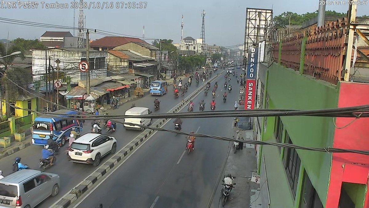 07.06 wib lalin underpass tambun menuju Bekasi maupun cbtg terpantau ramlan saat ini  <a href="/DitlantasPhbd/">Ditlantas Phb Darat</a> <a href="/bptj151/">BPTJ 151</a> <a href="/infoll/">infoll</a> @Humas_Bekasi @tmcrestrobekasi <a href="/urbancikarang/">URBANCIKARANG.COM</a> <a href="/RadioElshinta/">Radio Elshinta</a> <a href="/RadioDakta/">DAKTA MEDIA</a> <a href="/_beritacikarang/">Berita Cikarang</a> @mnctrijayafm