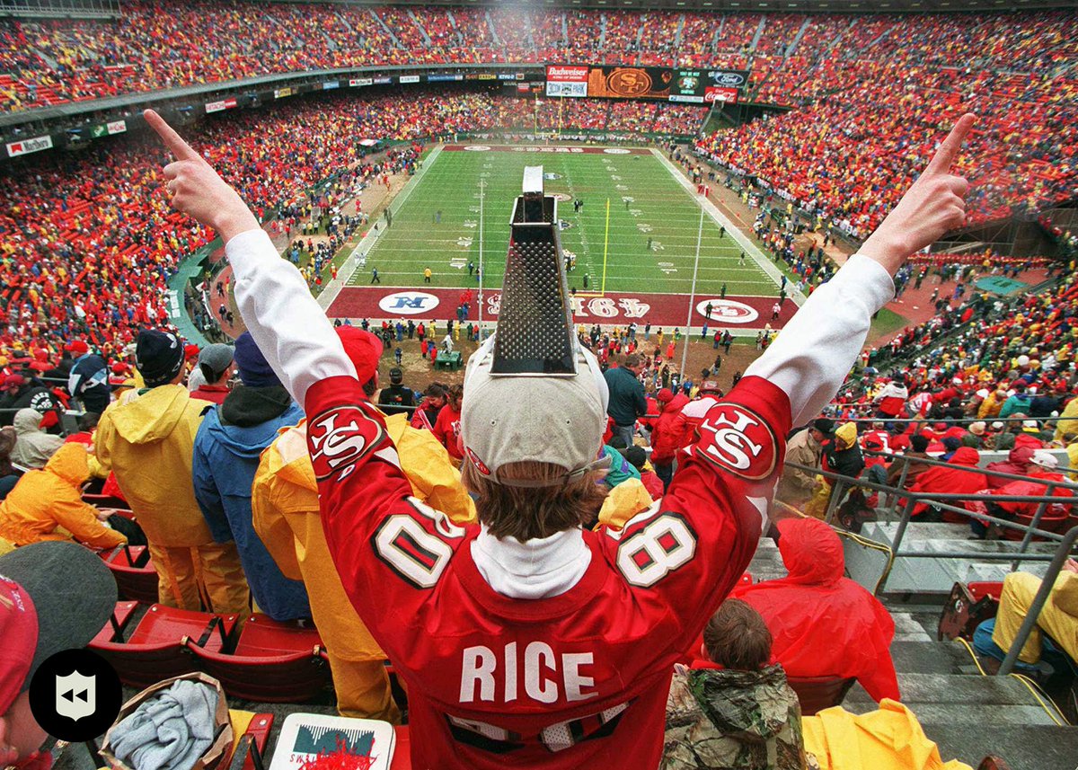 NFL Legacy on X: How intense was the @49ers-@packers rivalry in the 1990s?  A picture is worth a thousand words. Yes, that's a cheese-grater hat. (Jan.  11, 1998, AP Photo/Rich Pedroncelli) #SFvsGB #