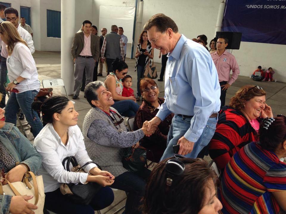 LaRealnoticia's tweet photo. #LaRealNoticia Inicia @netomunro  Gira con Panistas en Municipios del Norte de Sonora  @LinaAcostaCid  https://t.co/qBbyTXAvJh https://t.co/T5BVlOgTmp