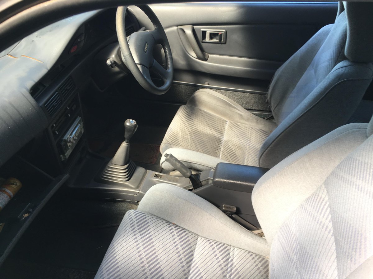 カーネクスト 公式 En Twitter 昭和62年 トヨタ カローラレビン Ae92のmt車 マニュアル の廃車買取り 約５年放置されていた車ですので不動車ですが この年式のカローラレビンはなかなかありません 廃車買取 の カーネクスト は 不動車 や 車検切れ