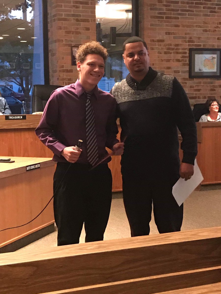 Angel5Jr's tweet photo. I was honored to officially recognize Trent at City Council we have heard a lot about @loraincsd but it wasnβt about the great kids we have #PerfectACTScore #PromotingPositveNews @Dhardyjr @TaraMolinaTV @TiffanyTarpley @fox8news @wkyc @WEWS @cleveland19news https://t.co/inKSu4KqbL