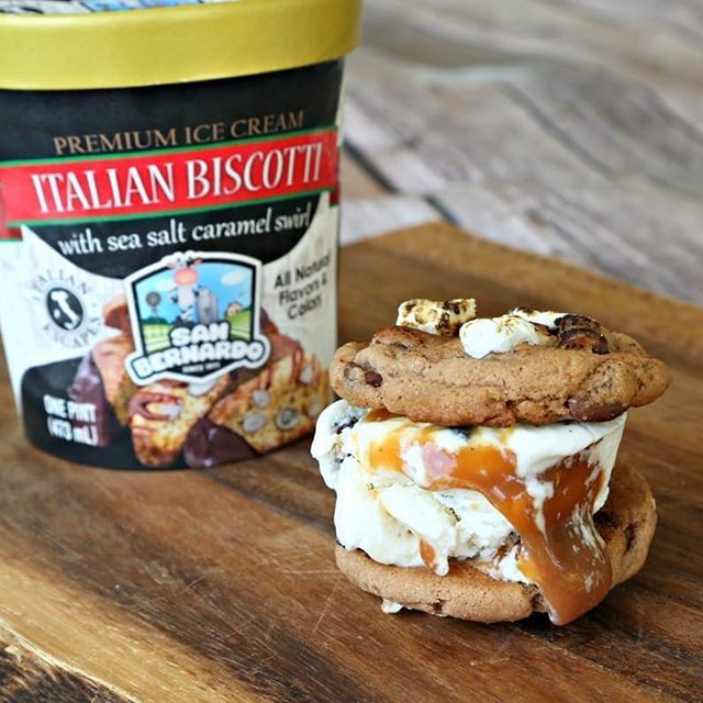 CleverHousewife's tweet photo. Combine the best of both worlds this fall with biscotti and hot chocolate ice cream sandwiches! Get the recipe on the blog and Use code SpoonThis2018 to get free cookies and brownies with @sanbernardoicecream pint purchase! #SpoonThis #AD โฆ https://t.co/EoWloMJH44 https://t.co/B4sbqS7qiB