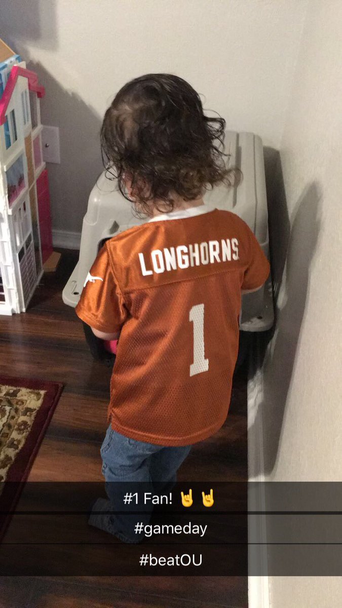 tiffanyadmire's tweet photo. Watching @MaciBookout get emotional about cutting mavs hair hits me right in the gut! My baby will be 2 on thanksgiving and I cry every time someone tells me to cut his hair! 😭😭 https://t.co/mjxHwblxIX