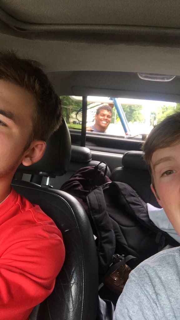 ben_auten09's tweet photo. Happy 19th Birthday!! @BenLoftin1  I gotta come back to Charlotte sometime soon to see you and @MrArtis7 again https://t.co/NICxf9cE25