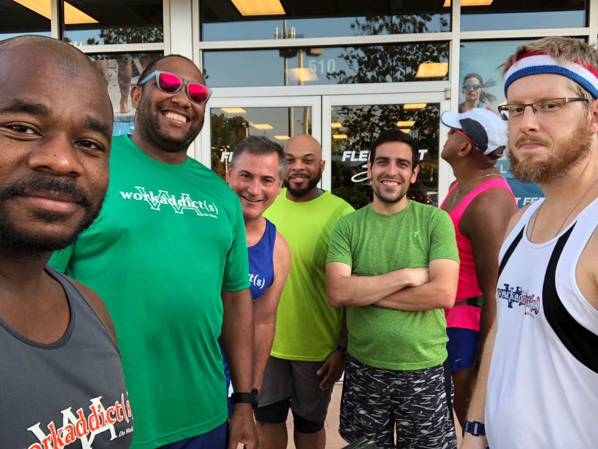 wortholomew's tweet photo. 5.1 miles (2 runs) w/the @workaddict_s crew at #FleetFeetTally. Feeling good. Getting excited. 1, maybe 2 runs left before @7BMarathon.
π·: @GBx3_TED.
#DoWork #WorkPaysOff #WeRunTally #nuunlife #HSHive #GoSpeedy #RunBlueRidge #MarathonTraining #Marathon5 #RunChat #IHeartTally https://t.co/86s2Qix0Hl