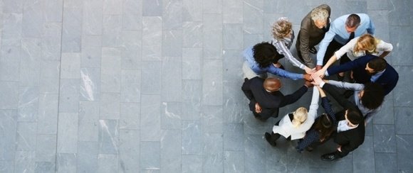 ClayPatranella's tweet photo. "Everyone knows that underperforming teams and disengaged employees can kill a business." https://t.co/KiUCYrn7Jh https://t.co/U7tHhLZXFj