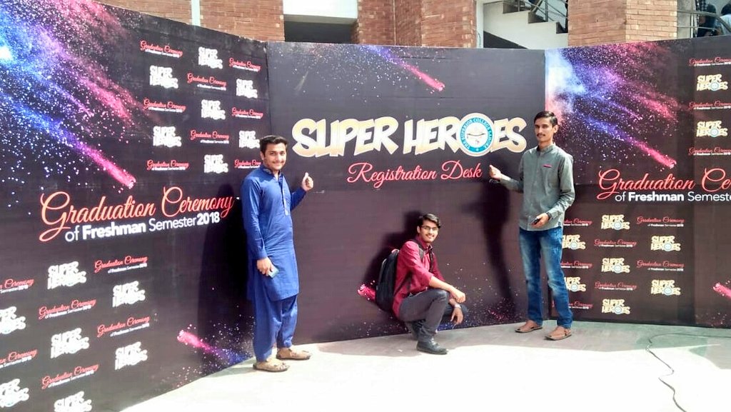 StudentSuperior's tweet photo. Ready they are!
#SuperheroJourneyBegins #GraduationCermony https://t.co/Ia1HrtyImX