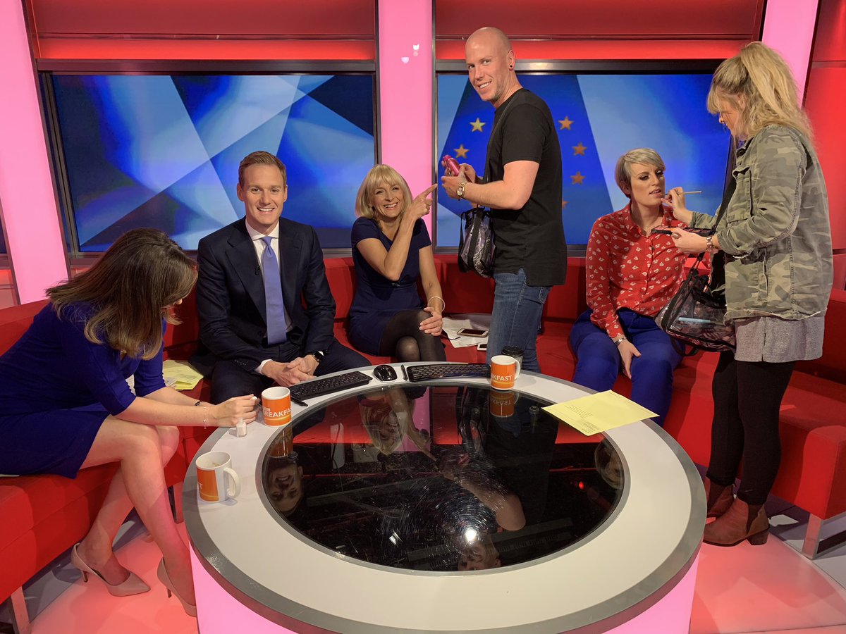 Dan Walker tweet media