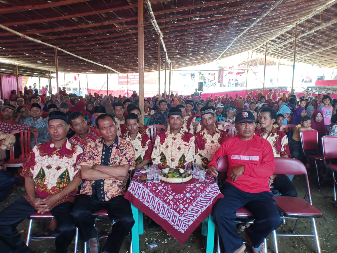 Pencanangan #KampungKB "EDI PENI" Dusun Balong Desa Glinggang Kec. Pracimantoro (12/10/2018) oleh Bupati Wonogiri. 
#KampungKB
#KBsukses 
#SesarenganMbangunWonogiri