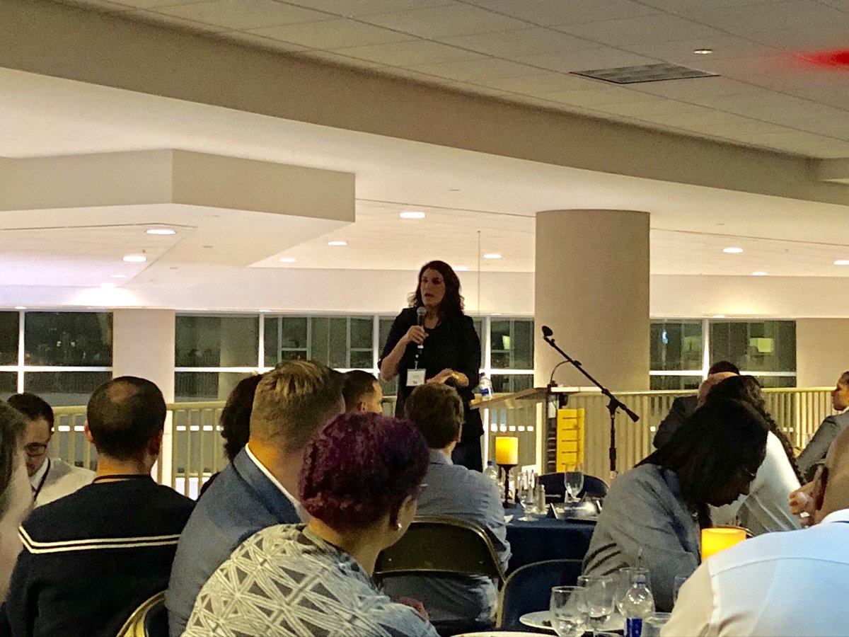 CSBigTuna7692's tweet photo. It was awesome to connect with the student-athletes of @Pitt_ATHLETICS tonight at #PittCNN2018! Props to the @Pitt_LIFESKILLS team for another great event. @PittTweet should be proud of the professional development work they do with the student-athletes! #H2P #PittScriptForLife https://t.co/eiKDYeGZ9F