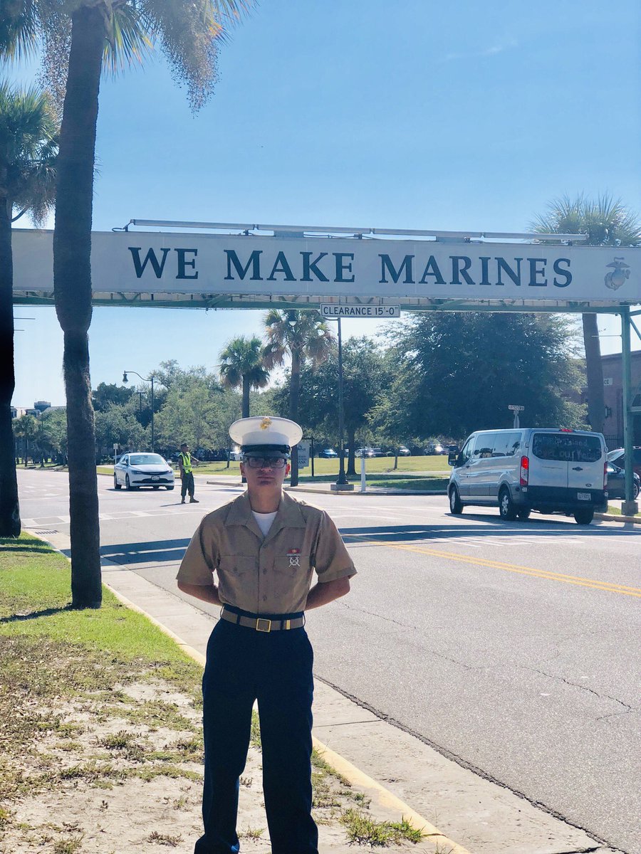 caitscool14's tweet image. What a difference 13 weeks makes. 💙