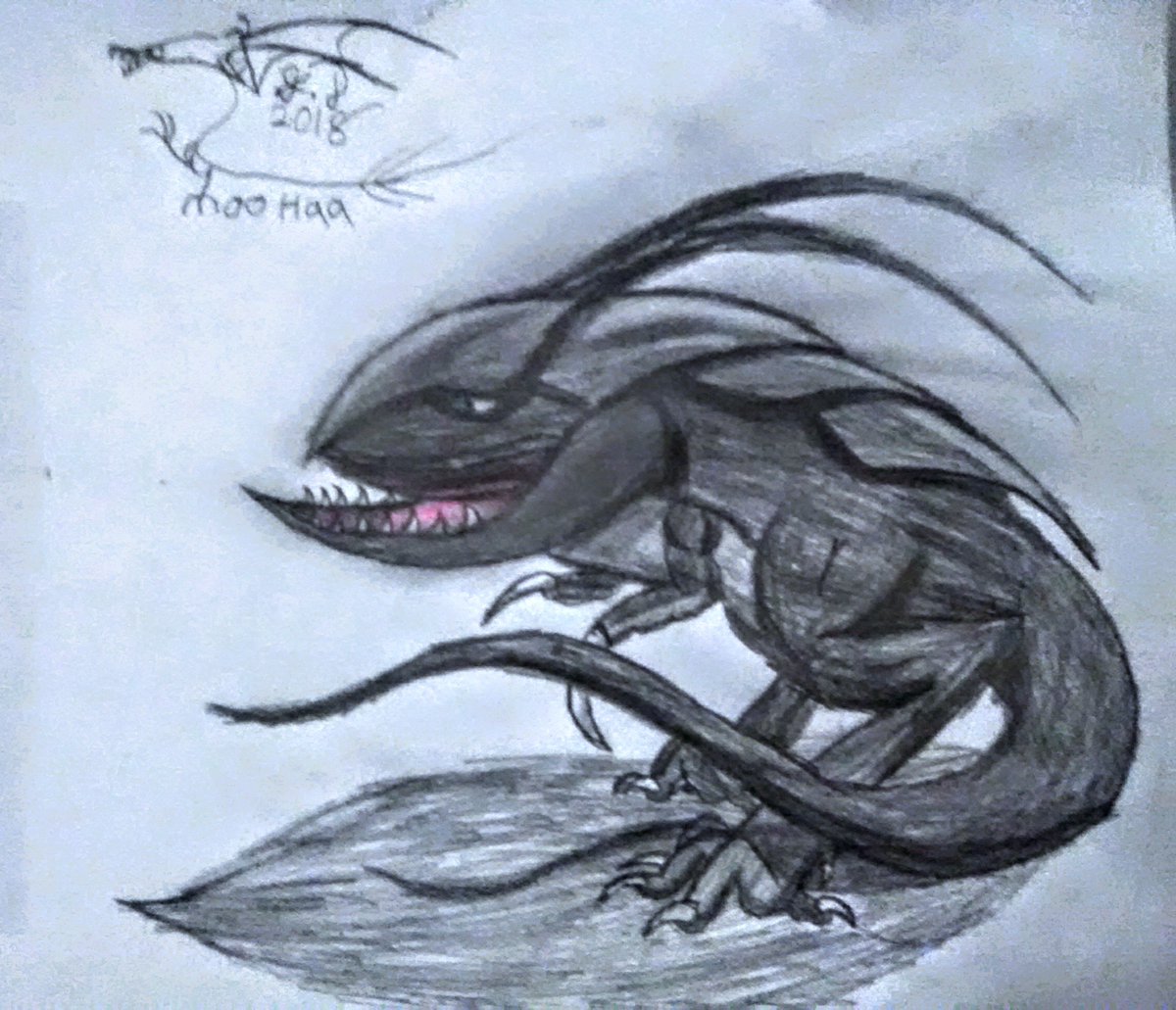 theMooHaa's tweet photo. I drew up a creature since it's mid October and Halloween is not too far!
I call it the Shadow Shell.
There isn't much color to it, the only things  that have any color too them is the mouth and the eye (which is hard to see XD). https://t.co/GdzY8ALaib