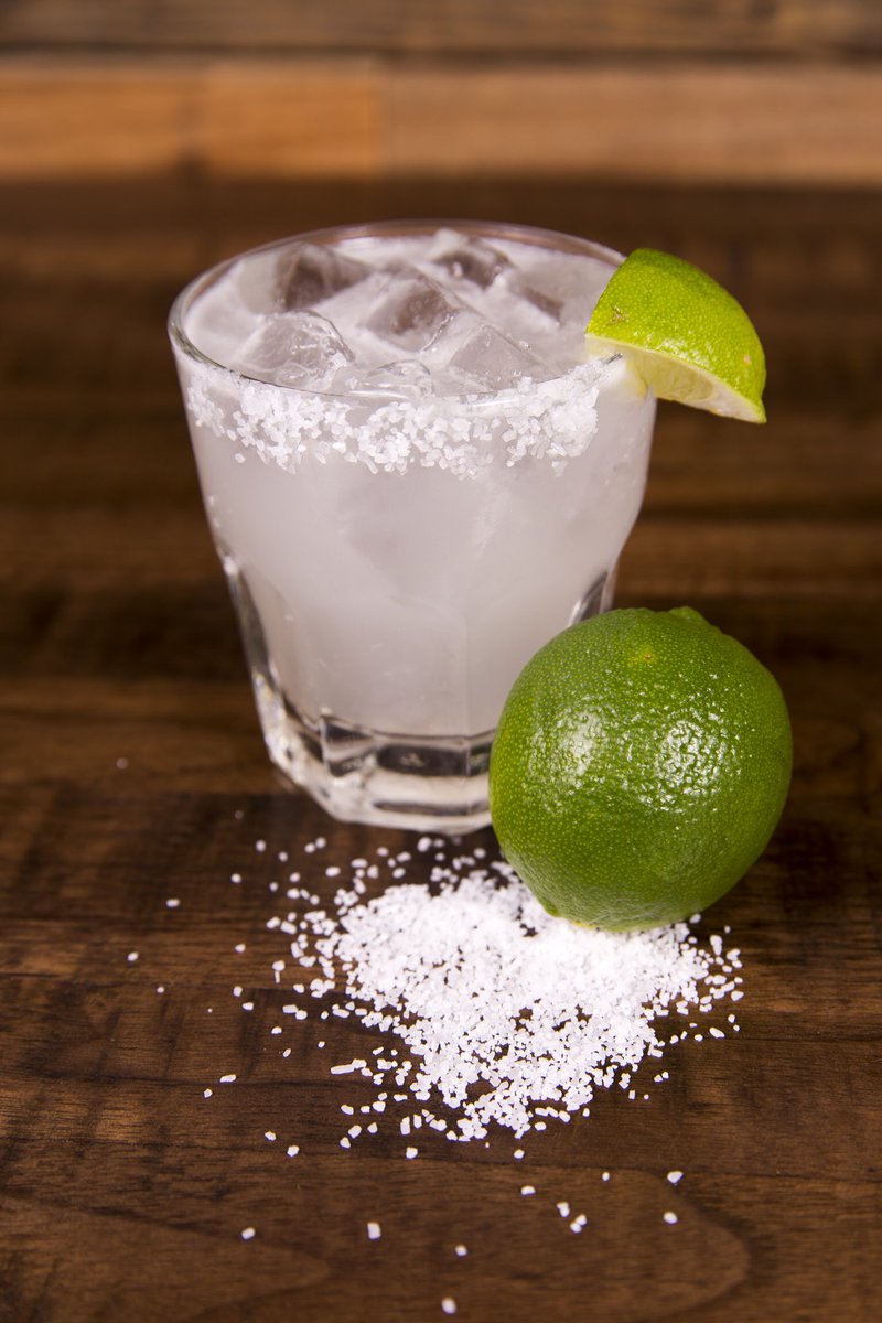 Treat yourself to a Hand-Crafted Margarita tonight!!🔥🎊 🔥 #margaritamonday