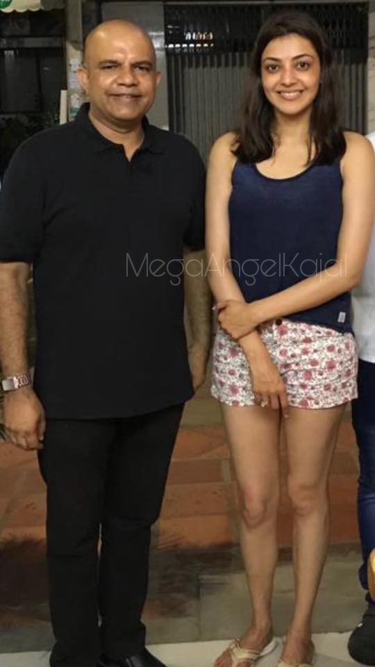 ShivaAK8043's tweet photo. Recent pic of @MsKajalAggarwal 😍😍
From the sets of #Kajal57 #BSS6 #TejaFilm
#kajalaggarwal #Kajal #Kajalism https://t.co/iyyPvEpBOy