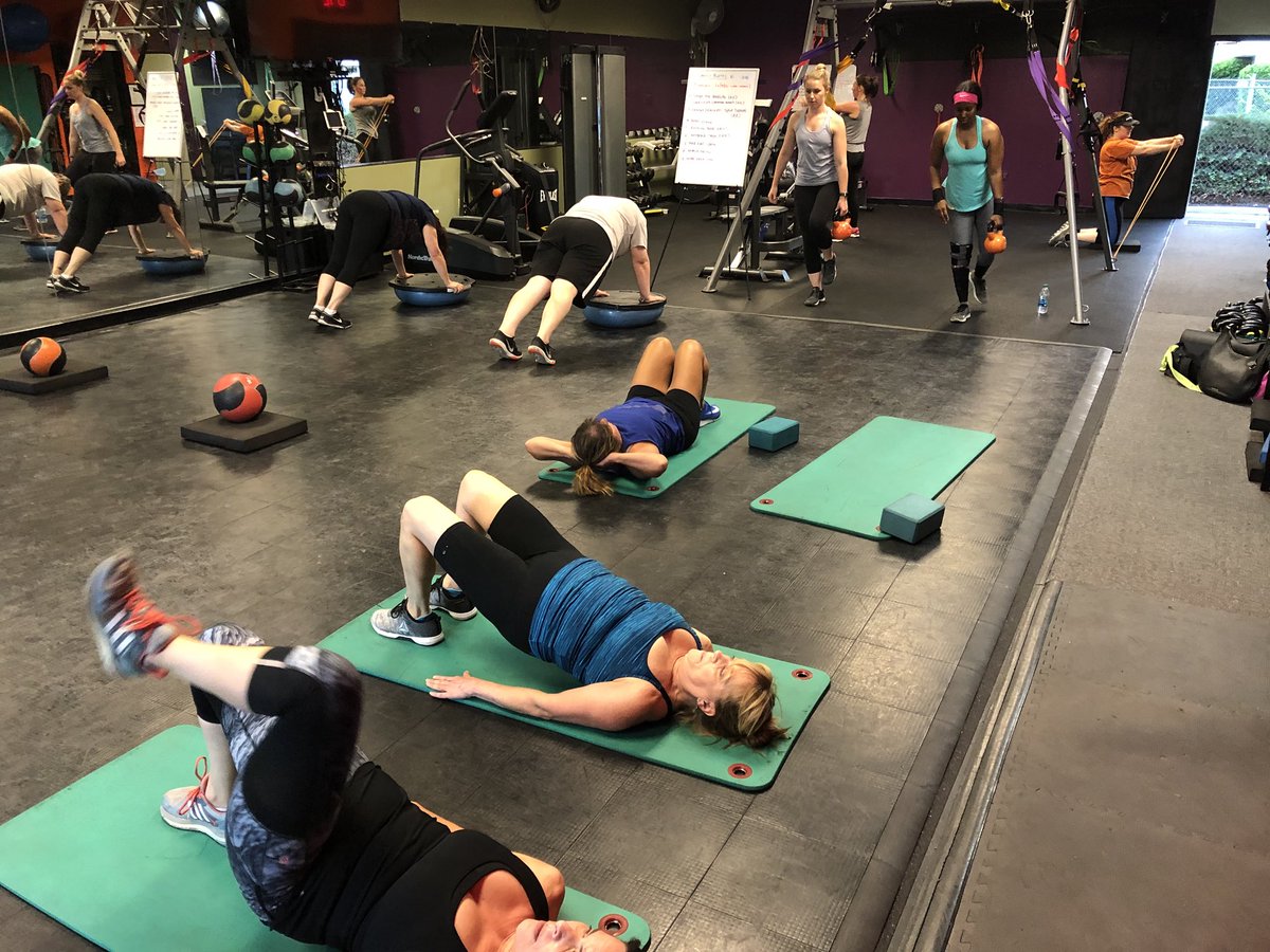 SWEATFitnessCtr's tweet photo. #GutsAndButts at 5:30pm is always a good way to go for your #MondayFunday exercise!
Get #3freeclasses at https://t.co/knic89mKn7 &take fitness up with Michele!😚
#SWEAT #Stockton #California #fitness #workout #exercise #getfit #fitfam #abs #booty #MondayMotivation #Gains #Fit https://t.co/KFZIfrQPqg