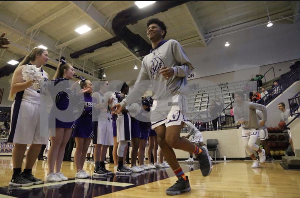 Bryant15_'s tweet photo. Can't wait to get back to it🏀🎒🗣🗣 https://t.co/OEZG0QXPoQ