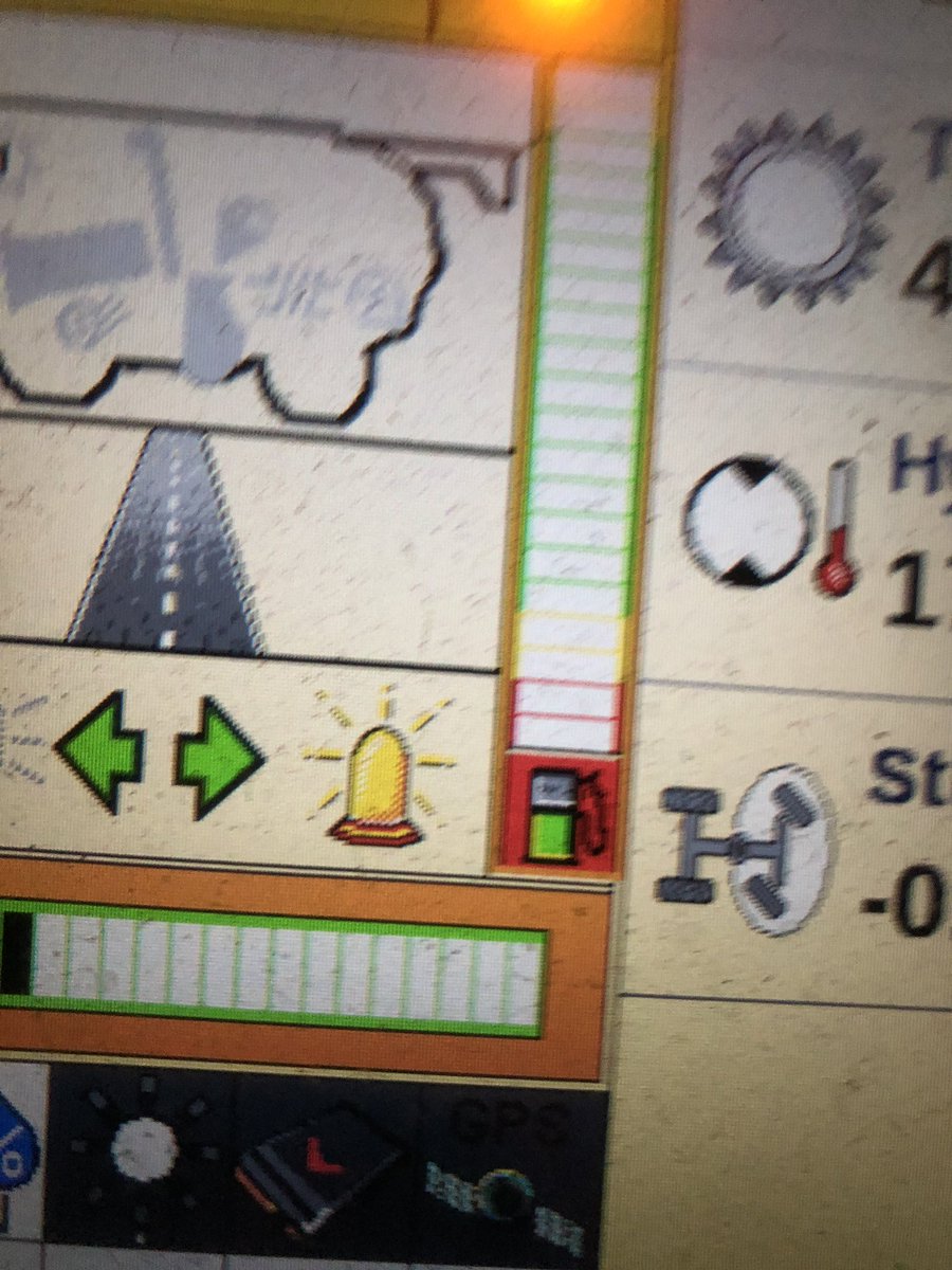 Dwayjack's tweet photo. Have 10 miles to go. Gonna send it. #runonempty https://t.co/Gf4rlSNs8p