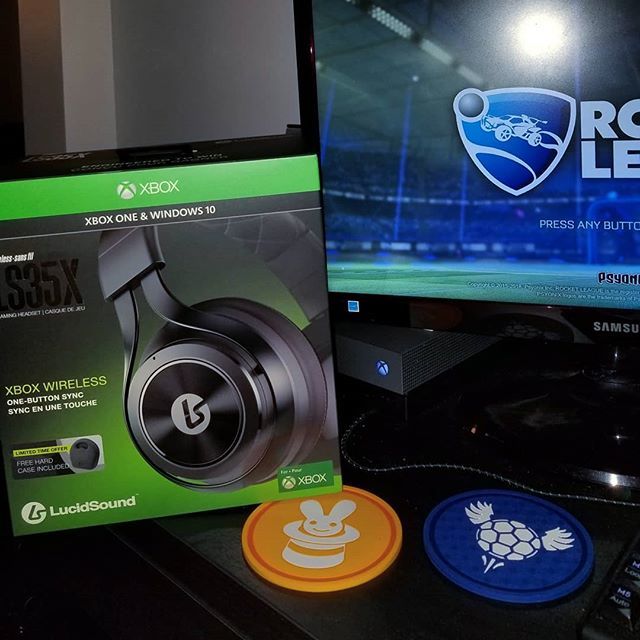 truOZ's tweet photo. Finally! @lucidsoundaudio delivers the #LS35x and yes those are Rocket League coasters, s/o @jinxdotcom #teamlucidsound https://t.co/kE3NLB5kVS