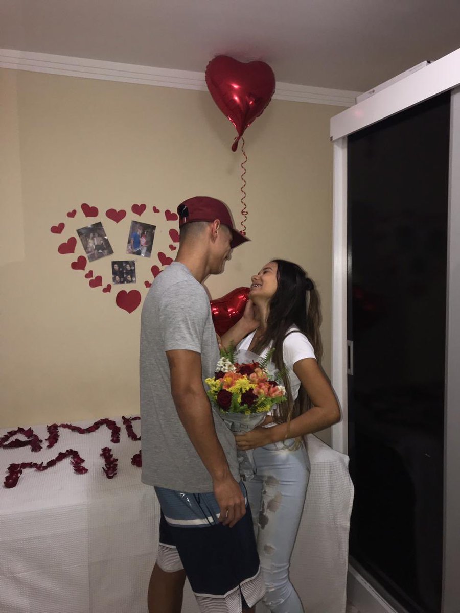 a_tavareess's tweet photo. Palavras não seriam o suficiente pra descrever o que sinto por você!!! Te amo. ❤️ https://t.co/LmUlOKDBb2