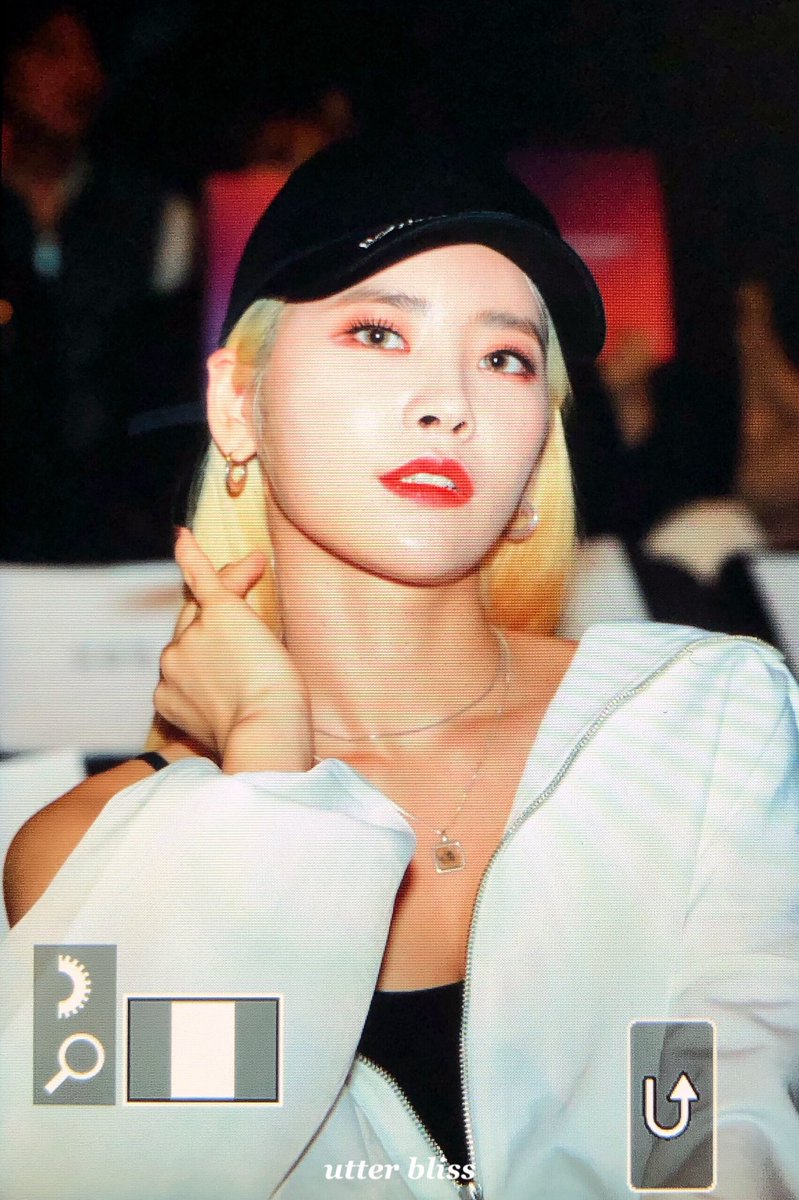 181016 
#기희현 #다이아 #DIA <a href="/dia_official/">다이아 DIA</a>