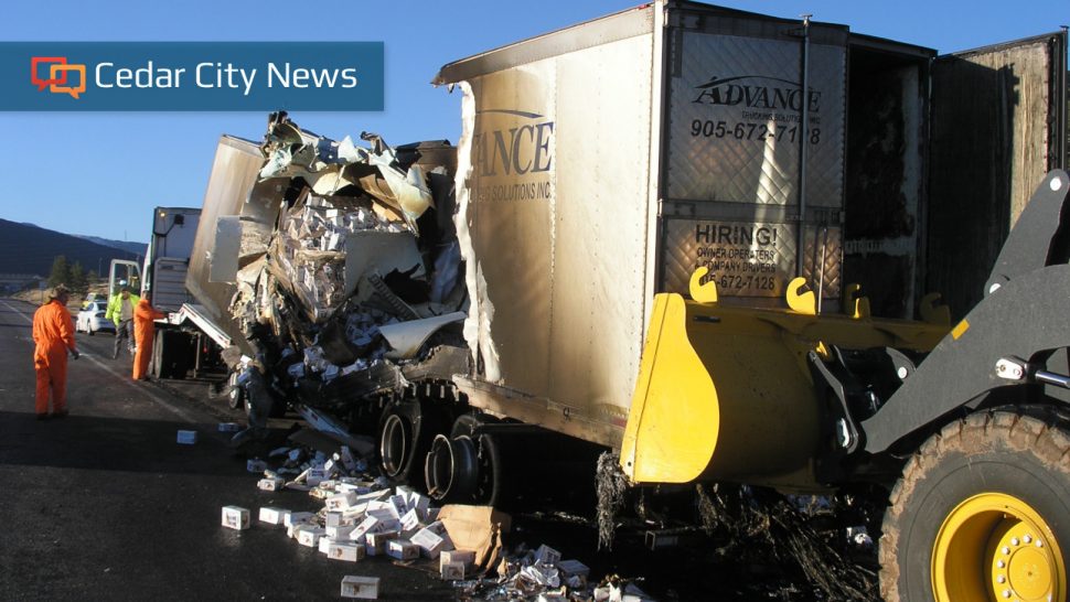 STGnews's tweet photo. Semi loaded with cookies and protein bars burns up on I-15
#Accident #cookies #I15 #interstate15 #IronCounty #proteinbars #semifire #UtahHighwayPatrol #Vehicle fire
https://t.co/JT8SImK2F8 https://t.co/TVOoVwzHVM