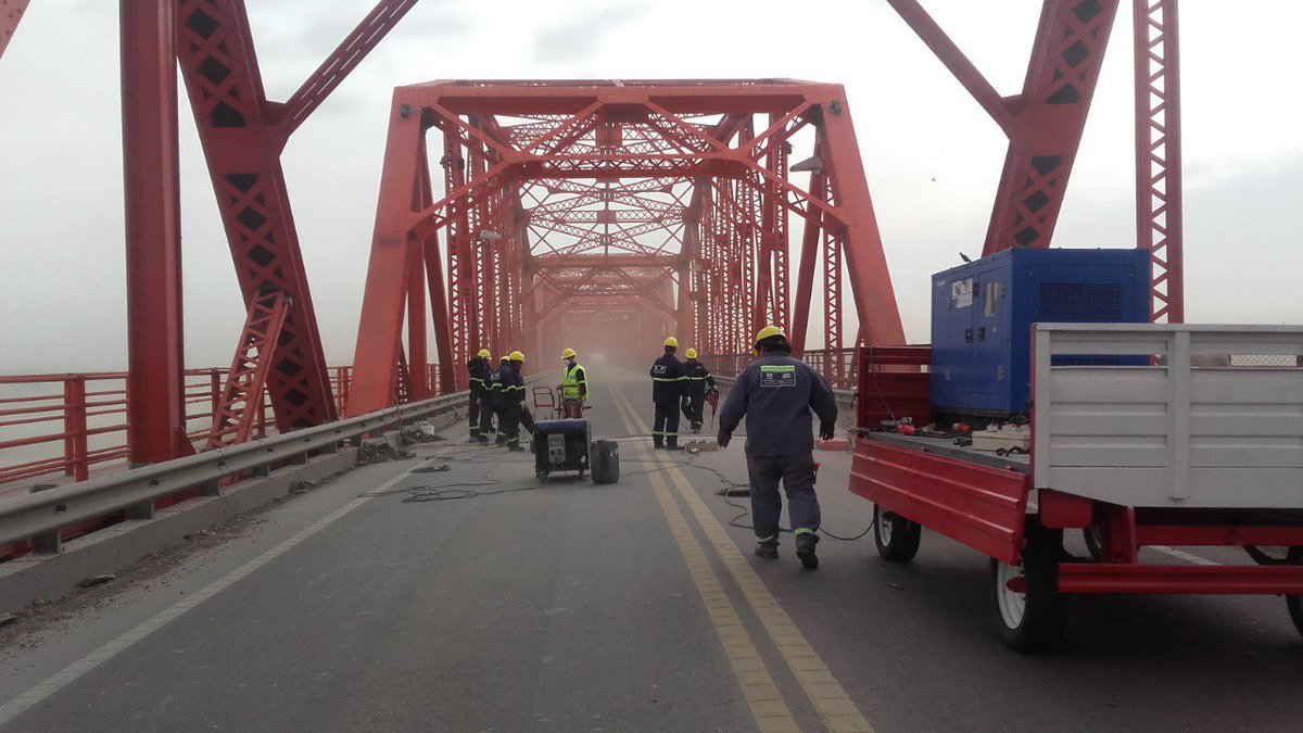 Cachy_Lopez's tweet photo. "Terminamos la rehabilitación del Puente Carretero en la #RN64 de #SantiagoDelEstero. Obras como esta impactan en miles de personas, como los estudiantes y trabajadores que viajan todos los días de una ciudad a la otra, ahora lo harán más seguros ".
@Guillodietrich https://t.co/RVwGVULzKS