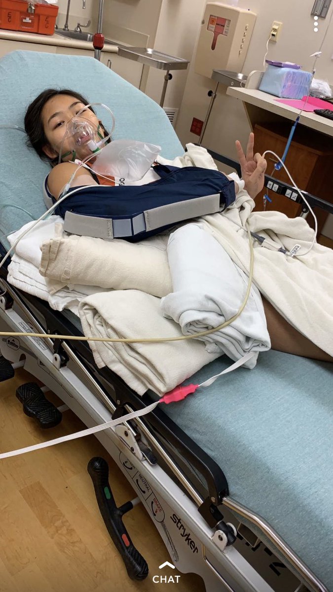 ChinitaShooter's tweet photo. Rt or you’ll dislocate your elbow 😤 https://t.co/xgsyfYV956