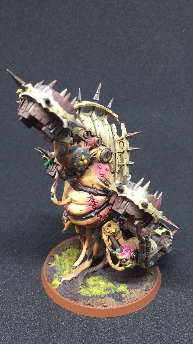 BrushAndPaint's tweet photo. #wh40k #warhammer40k #warmongers #DeathGuard #nurgle #Malathon2018 @vidpui @TheLonelyHavocs @minipaintinghq @SunDancerGE @Debbie_Forster1 
Finished My 3rd Drone. Happy with it https://t.co/tIUSXYVEBc