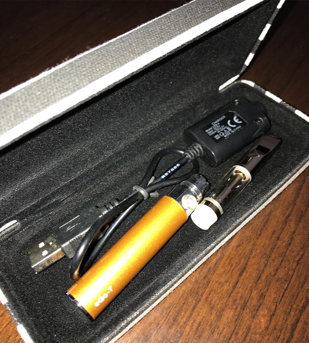 Adam black (@stev21199568) on Twitter photo 