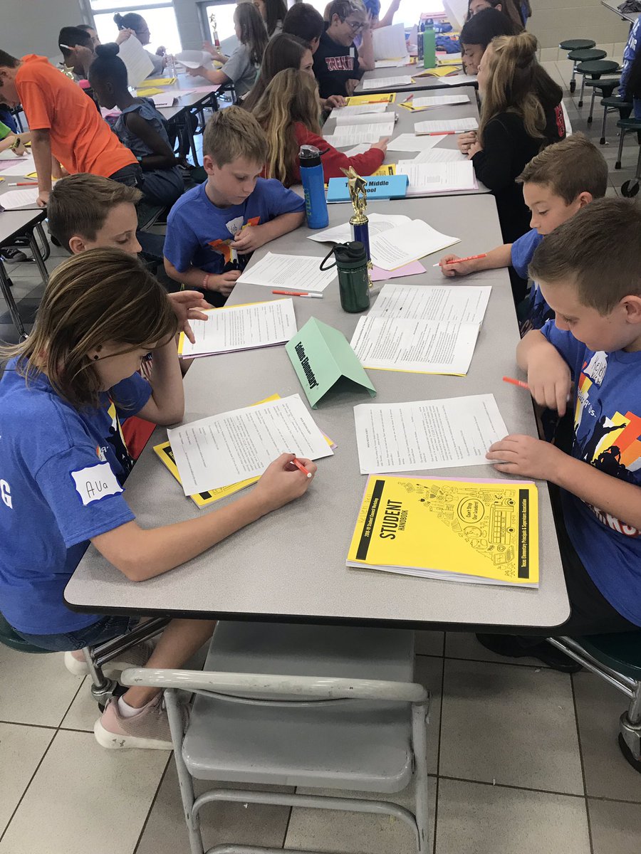 TEPSATLC's tweet photo. TEPSA Leaders ‘R’ Us Student Leadership Workshop!  Working with student leaders across the region to learn more about roles and responsibilities. @EddinsElem @friscoisd @Trentonisd @TEPSAtalk @tepsamark https://t.co/SgNTYelX0A