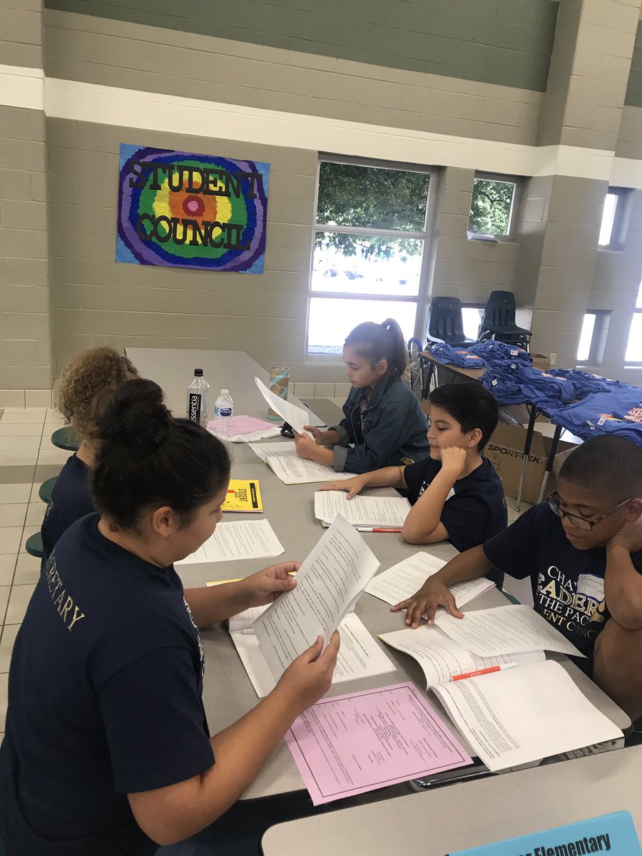 TEPSATLC's tweet photo. TEPSA Leaders ‘R’ Us Student Leadership Workshop!  Each team conducting a Mock Meeting. @EddinsElem @friscoisd @Trentonisd @TEPSAtalk @tepsamark https://t.co/UkDJEZ4Bai