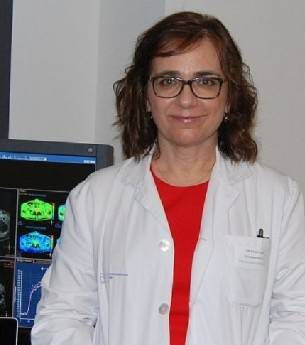 SERAM_RX's tweet photo. Dos prestigiosas radiólogas españolas han sido elegidas presidentas de sociedades radiológicas europeas: 
Dra. Milagros Otero @mila_otero , Urogenital #ESUR 
y la Dra. Julia Camps @JuliaM_Camps , Mama @EUSOBIyc
La SERAM les da la enhorabuena, por un merecido reconocimiento. https://t.co/sXnEvai1vp