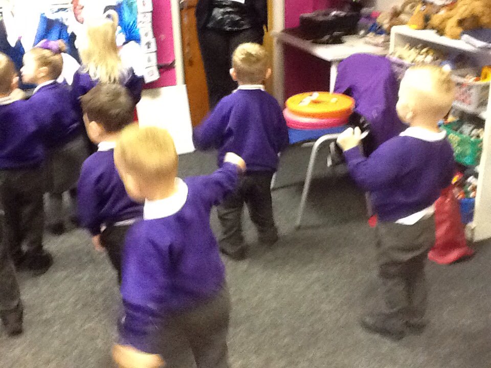 HillcrestNurs's tweet image. To get nursery up and moving first thing in the morning, we have started dancing to the Banana Banana Meatball song! #DancingIsFun #GoNoodle