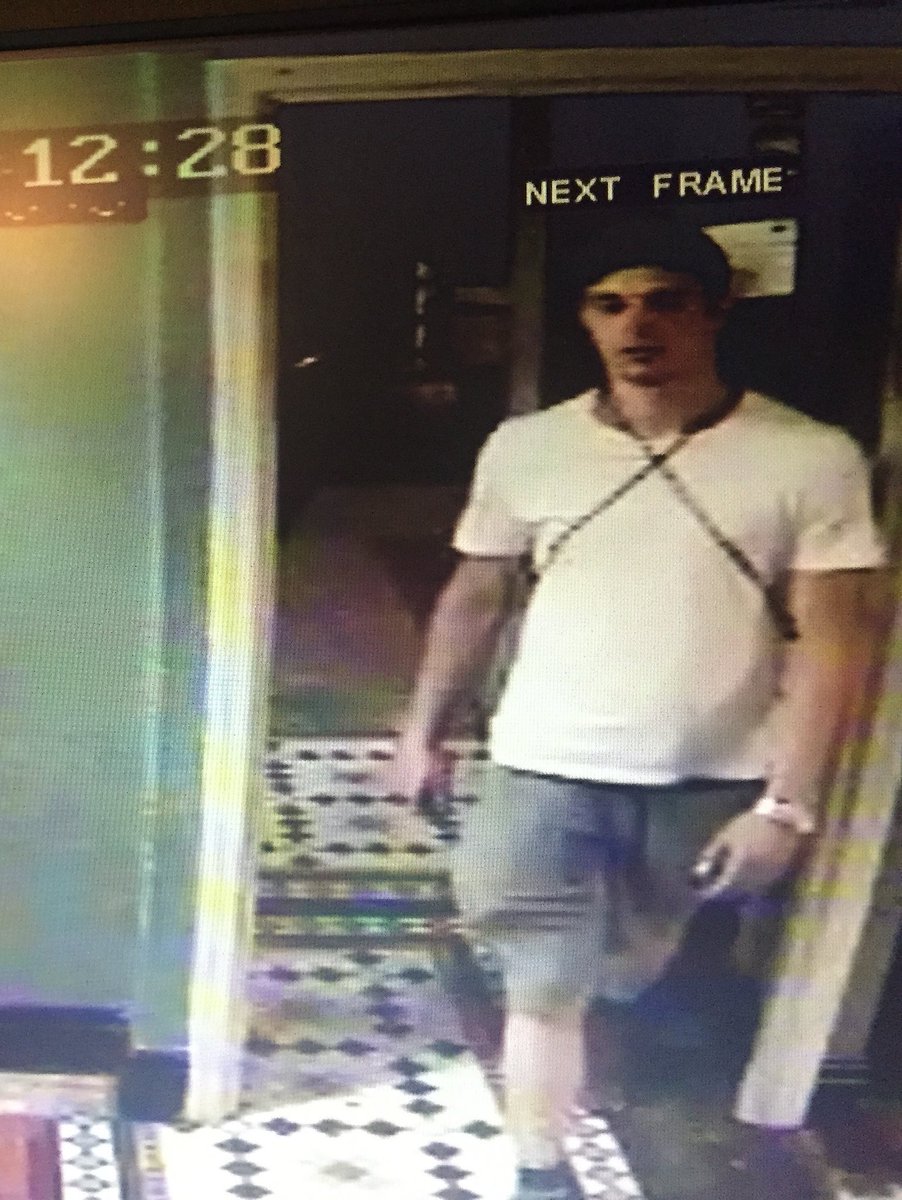 Do you recognise this man?  We needs to speak to him regarding an assault at The Macc Public House in June 2018. 

If you know who he is, call us on 101 quoting IML103638 or visit socsi.in/F8hwB

For further details go to:  socsi.in/u1QN1