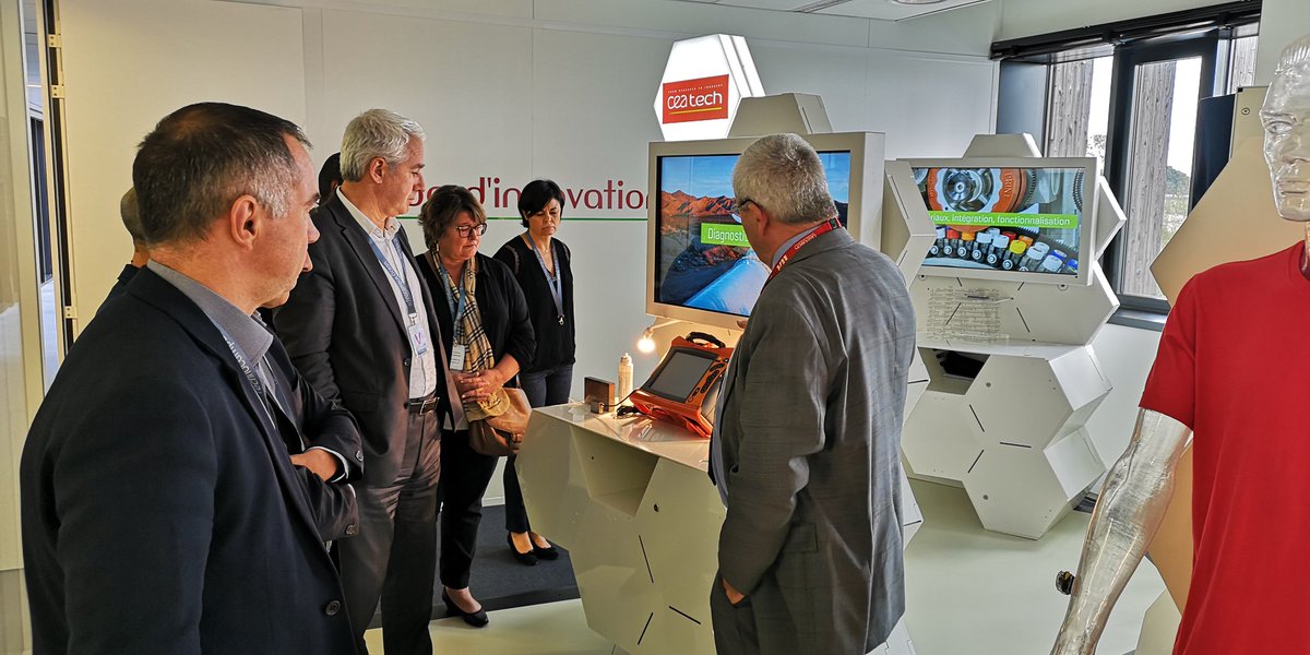 JJ_Gaouyer's tweet image. Ce matin, réunion de l&apos;équipe régionale @OrangePaysLoire au #CEAtech de @NantesMetropole. Découverte du large panorama d&apos;expertise du @CEA_Recherche, partage sur l&apos;innovation ! @RobertMitu_pdl @cros_alexandre @DominiqueAubrit @llebott @Pabinne @AlainLeCoz @MMartins44