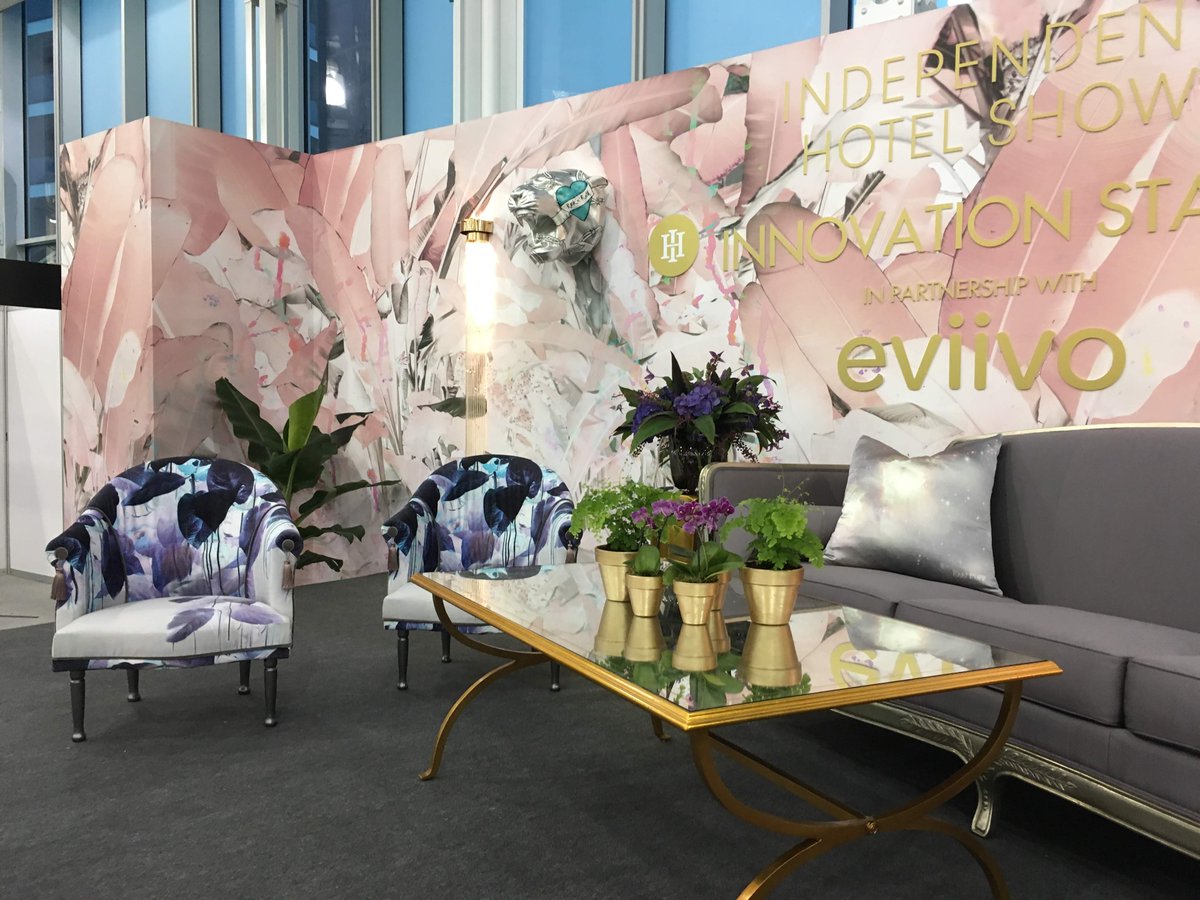 Tektura Wallcoverings (@tekturatalk) on Twitter photo Our digital designer <a href="/ElliPoppDesigns/">Katja Behre</a> has designed the innovation stage at the @IndHotelShow - open today and tomorrow at Kensington Olympia. Find out more here: bit.ly/2JrYcyv
Or to see more of our Elli Popp #wallcoverings follow the link: bit.ly/2P3mEZT Our digital designer <a href="/ElliPoppDesigns/">Katja Behre</a> has designed the innovation stage at the @IndHotelShow - open today and tomorrow at Kensington Olympia. Find out more here: bit.ly/2JrYcyv
Or to see more of our Elli Popp #wallcoverings follow the link: bit.ly/2P3mEZT