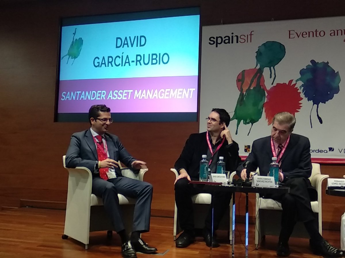 David García Rubio de <a href="/SantanderAM/">Santander Asset Management</a>: soy muy positivo. Aún hay barreras en la ISR retail pero hemos avanzado mucho y la tendencia es seguir mejorando. #EventoISR18