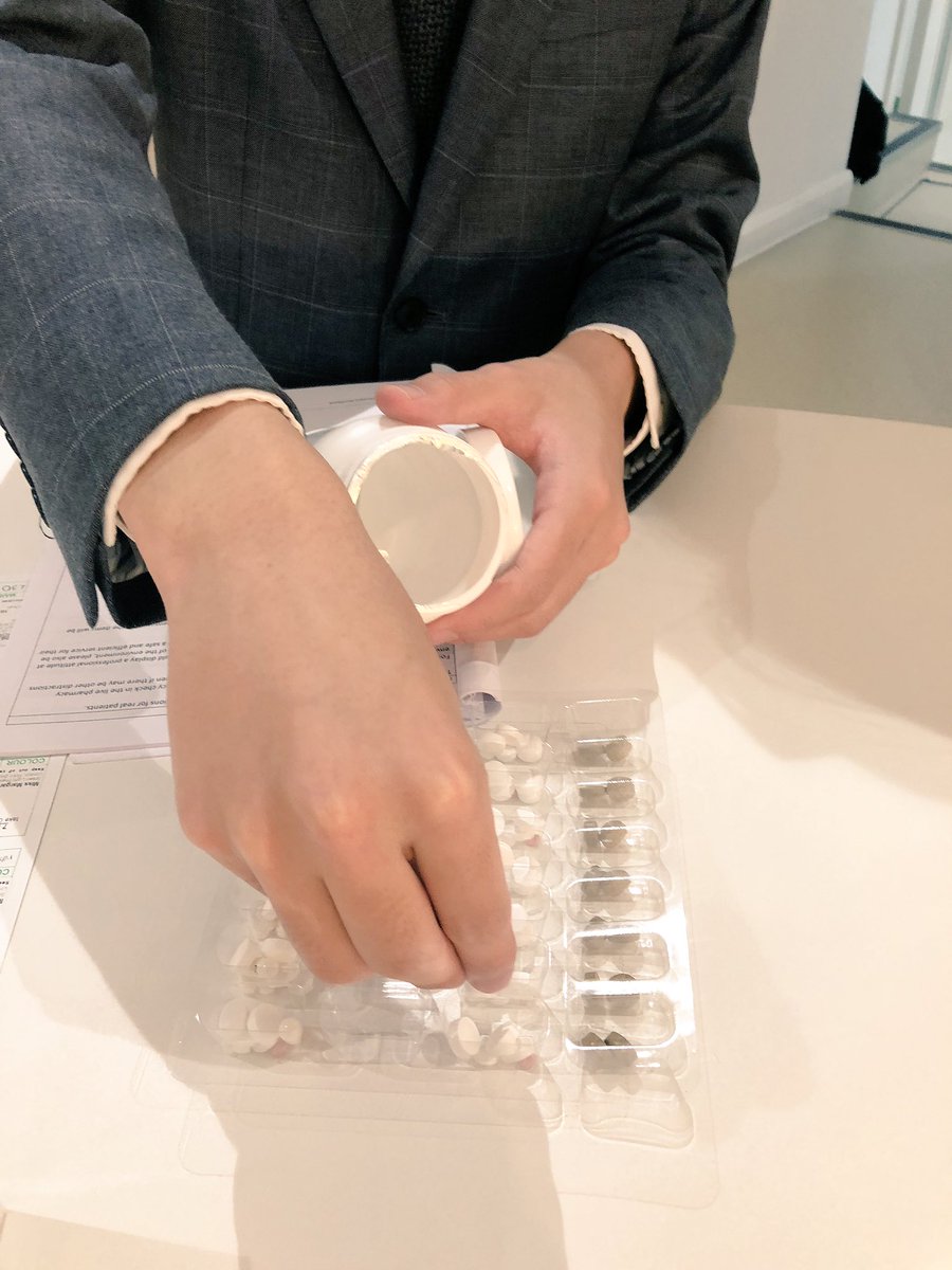 NadiaBukhariUCL's tweet image. Year 2 @School_Pharmacy MPharm students dispensing blister packs for real patients @GL_Pharmacy #PreparationForPractice #Pharmacy #Pharmacists #FutureOfTheProfession