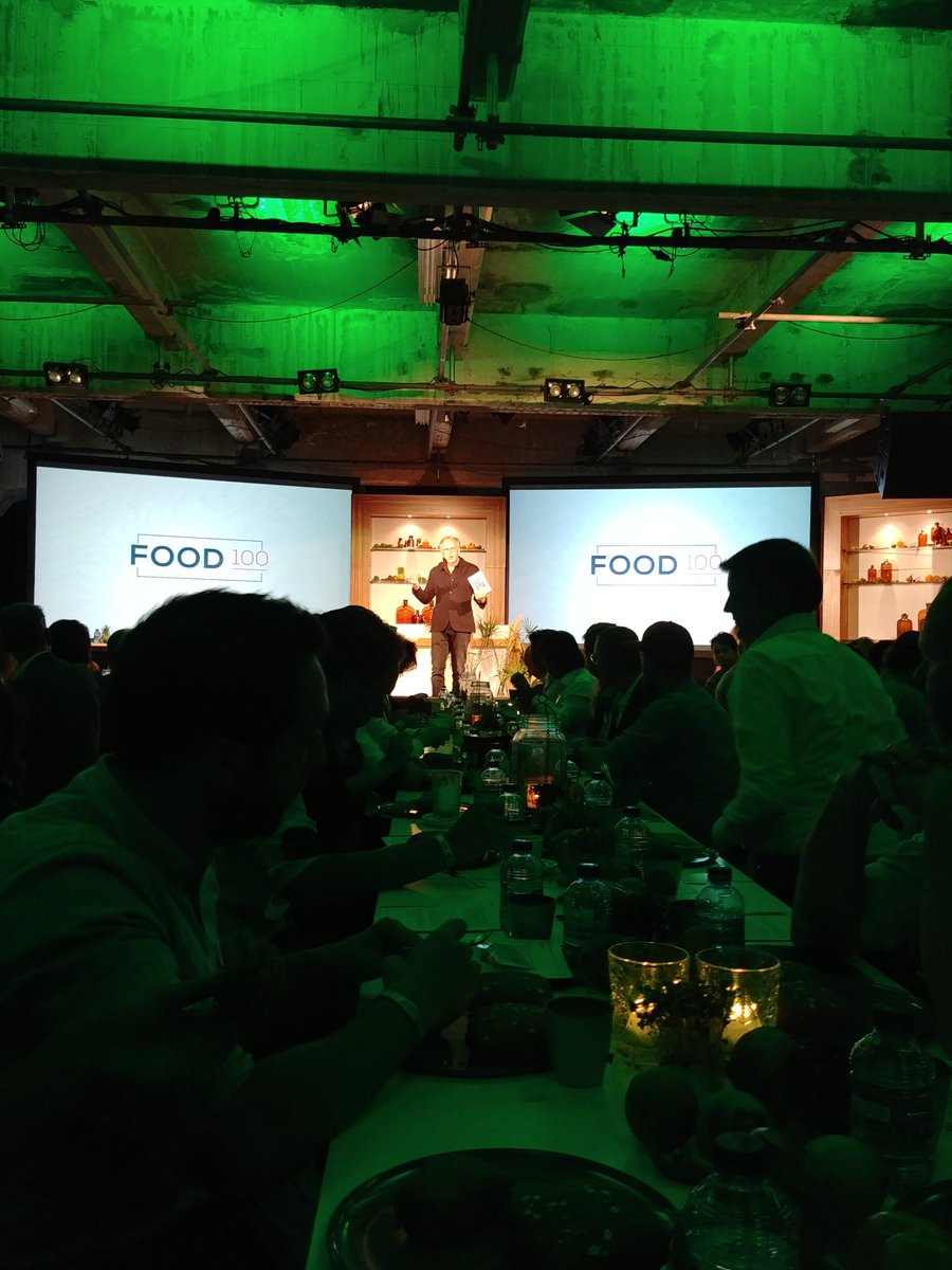 JorisLohman's tweet photo. #food100 @Hanssteenbergen 'Food 100 koppelt jonge mensen aan mensen met invloed om de transitie van het voedselsysteem aan te jagen' #fidays https://t.co/Q0CJSbAVbh