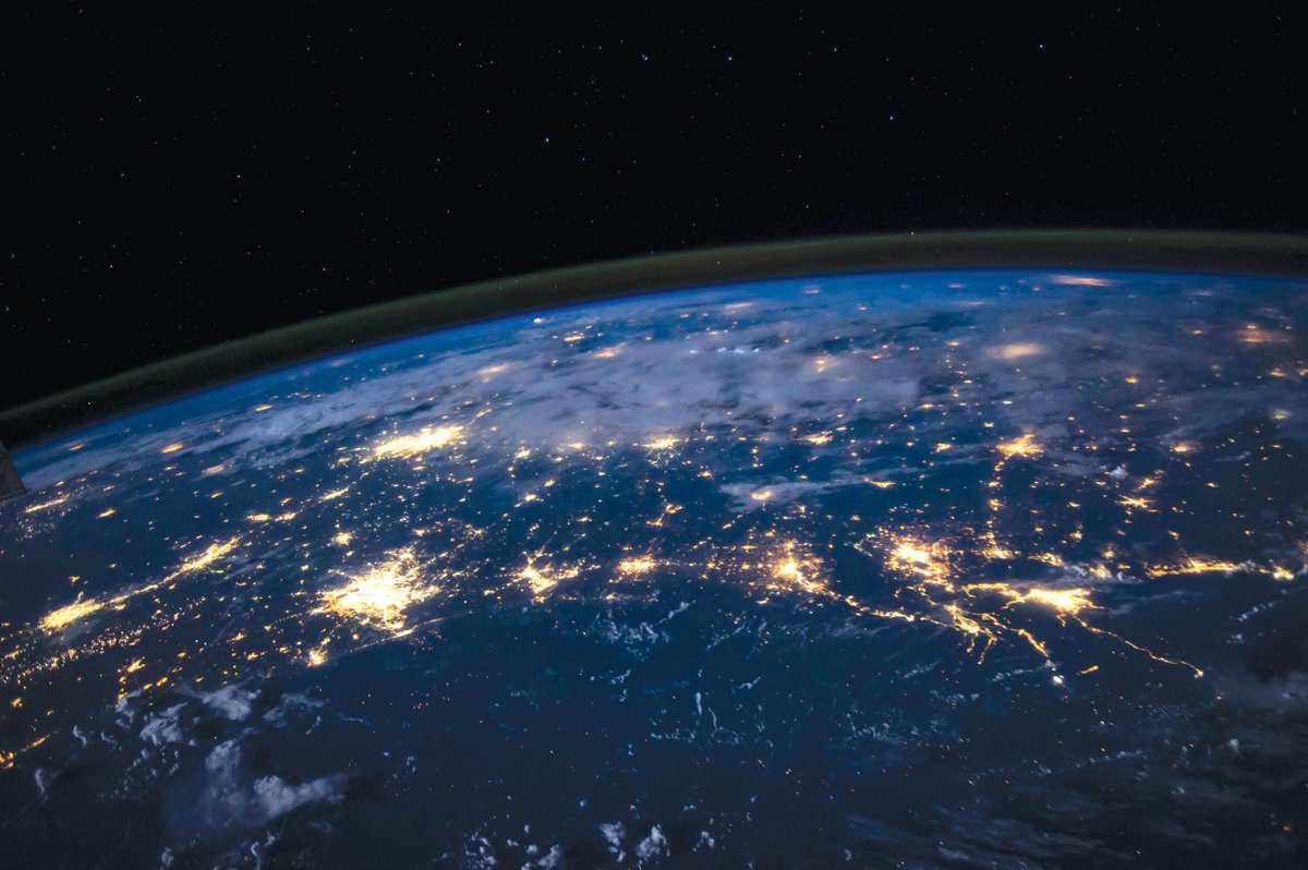 geospatialworld's tweet photo. IoT data when combined with geospatial analytics, business data, and operational data, reveals hidden patterns and relationships for more effective outcomes. Check out how #IoT data is taking geospatial analytics to new level. https://t.co/jtEXiWkEZh @SAP https://t.co/eMNr6ubRUQ