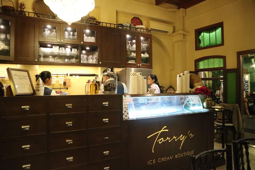 painaipaiguns's tweet photo. ใครที่มาภูเก็ตต้องห้ามพลาดเด็ดขาดกับร้านนี้ Torry's Ice cream ทีเด็ดเลยข้าวเหนียวดำราดน้ำกะทิกับไอศครีม 🍨 

@painaidii @EatwithOum @thintomorrowTH @eatravelforyou @japaikin @18EatAmR @ReviewAroii @teawteawgingin @Kin24hrs @aroii @ReviewCafe_TH https://t.co/tWhKLaz2Ao