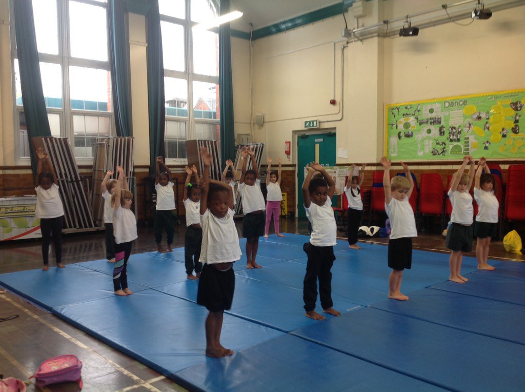 PE_BHPS's tweet photo. Gymnastics after school club @Bushhillschool #gymnastics #AfterSchoolClub https://t.co/mn0VdJBcfy