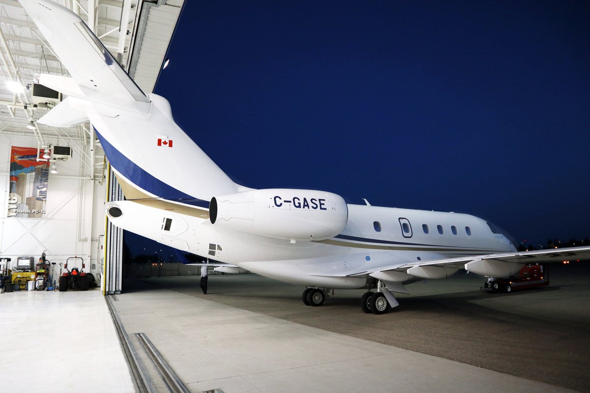 AltitudesMag's tweet photo. “Since December 2016, we have flown the Legacy 450 for over 7,700 hours on 5,300 flights. The combination of comfort and performance has made the Legacy 450 very popular with our fractional owners.” James Elian @embraer @airsprintprivateaviation
.
#Embraer #Embraerjets #Legacy450 https://t.co/pXZ8roP0Gi