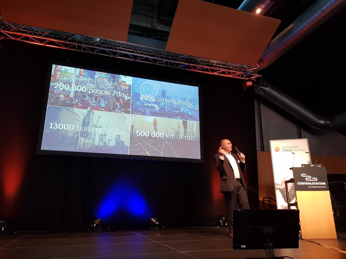 keanw's tweet image. The #ForgeDevCon Europe keynote is by @NMangon. He&apos;s reinforcing that there&apos;s plenty of headwind and opportunity in AEC.