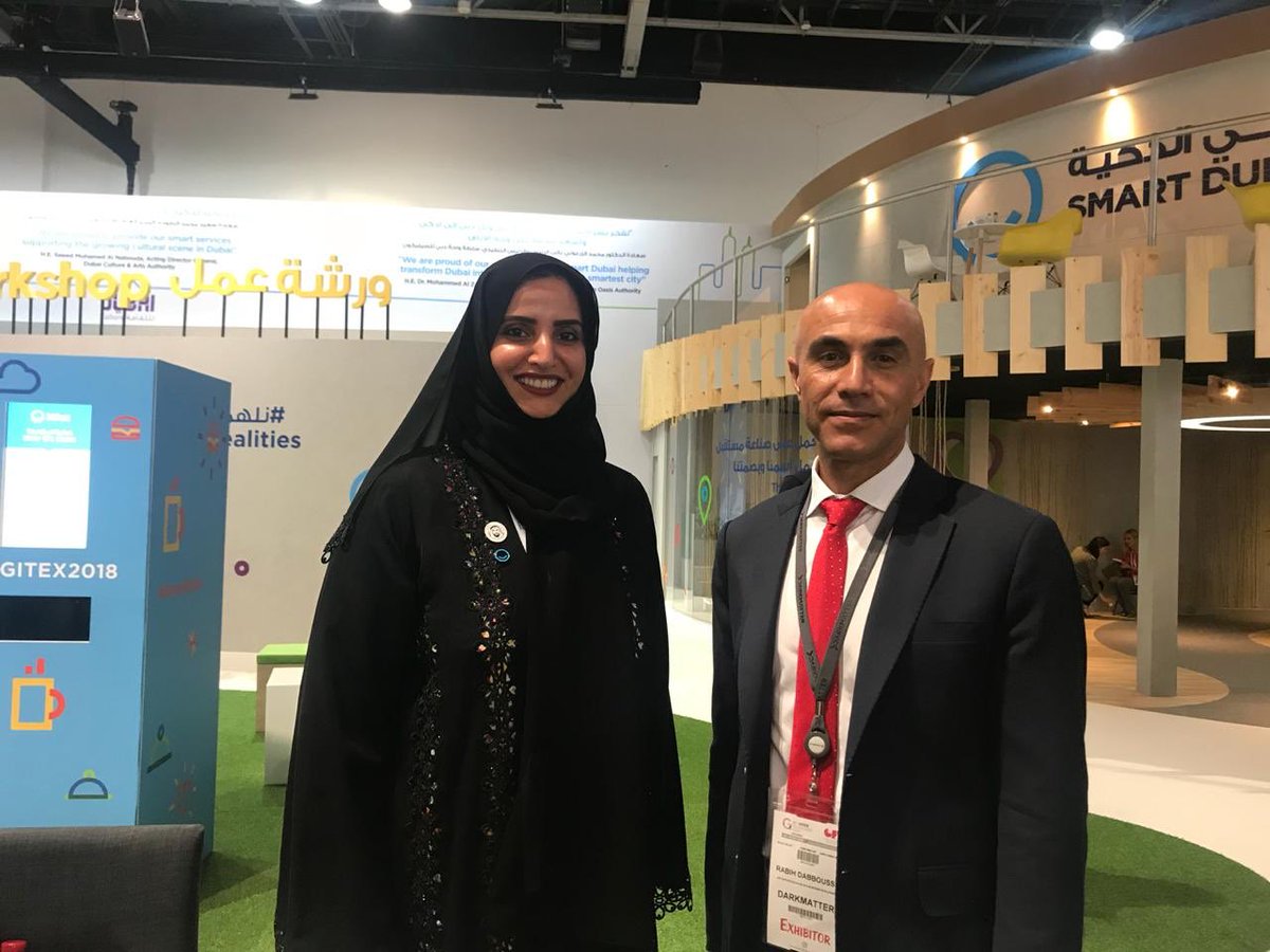دبي تفتخر فيج يا دكتوره.  You make DUBAI proud.  #DMatGITEX2018 <a href="/SmartDubai/">Smart Dubai</a> #GITEX2018