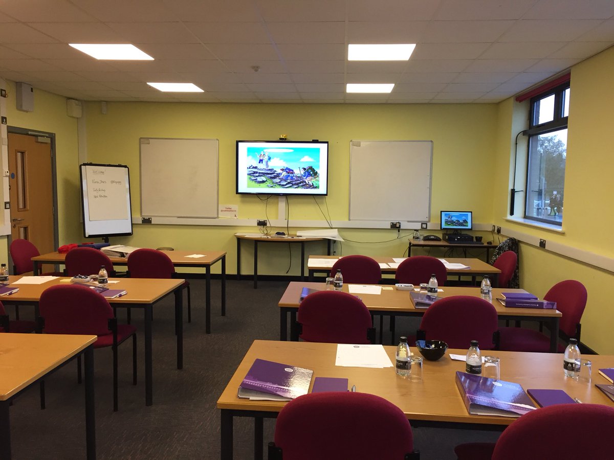 kayeejay1's tweet image. Let the 2018 NPQSL October cohorts commence! #understandingself #understandingchange @yorksleadership @redkitealliance