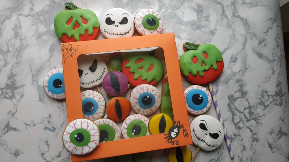 Excited to share the latest addition to my #etsy shop: Halloween decoration, trick or treat cookies, Halloween table decorations, Halloween treats, cookie treats, sharing cookie platter etsy.me/2NHVkf1