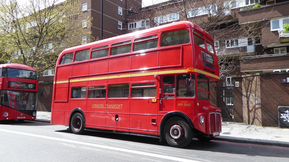 RBKC's tweet photo. Save the 11 and 19 bus routes! Make your voice heard in a TfL consultation on proposed bus cuts https://t.co/gvYcGSJRbV https://t.co/H140yMszSz