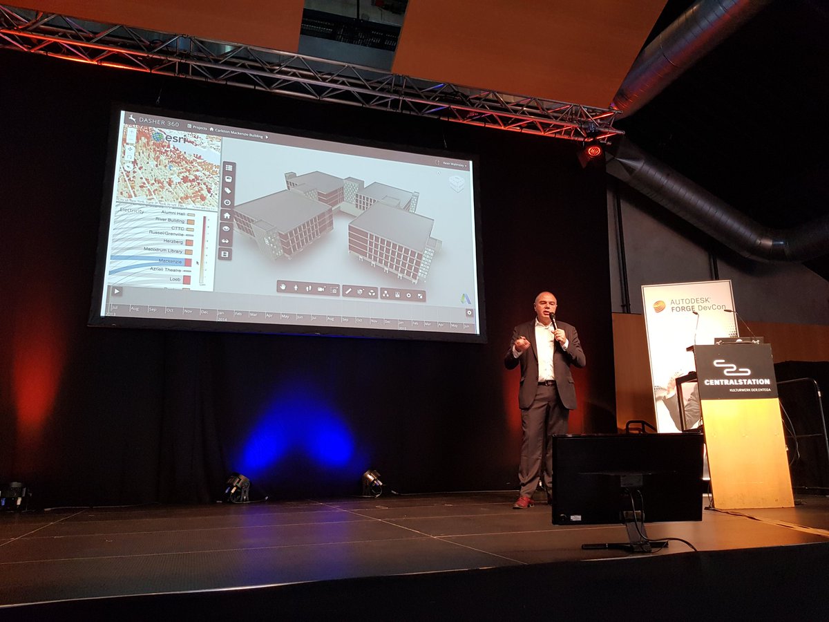 keanw's tweet image. Great to see @NMangon talking about Dasher 360 during his #ForgeDevCon Europe keynote!